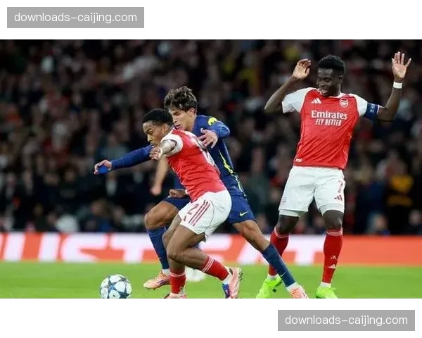 实时：比赛第78分钟，多特蒙德获得点球，但哈维-西蒙斯主罚被扑